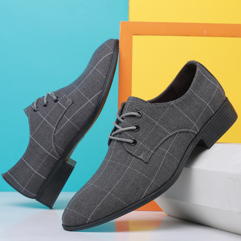 Marden Canvas Derbies pointed toe and lacing detail