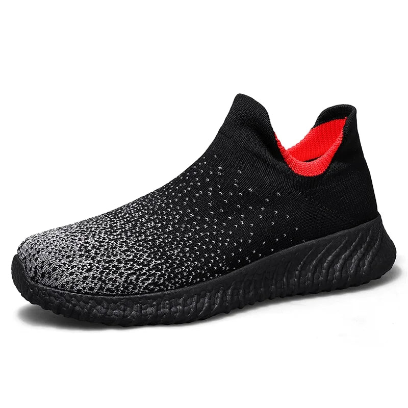 Mesh running sneaker in Black